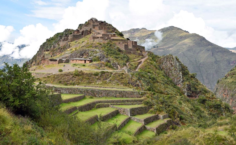Immersion dans l'histoire inca, de la forteresse de Písac à celle d'Ollantaytambo